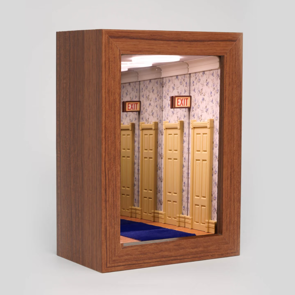 ALiGNED — Infinity Mirror Figure Display Shadow Box