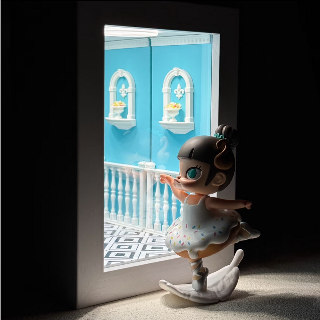 Iris.Heart Trace — Infinity Mirror Figure Display Shadow Box