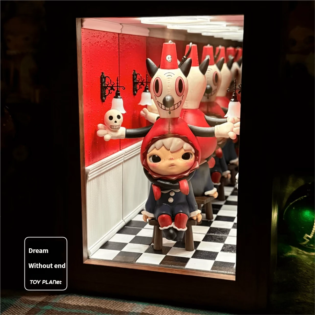Dream without end — vintage infinity mirror art display shadow box